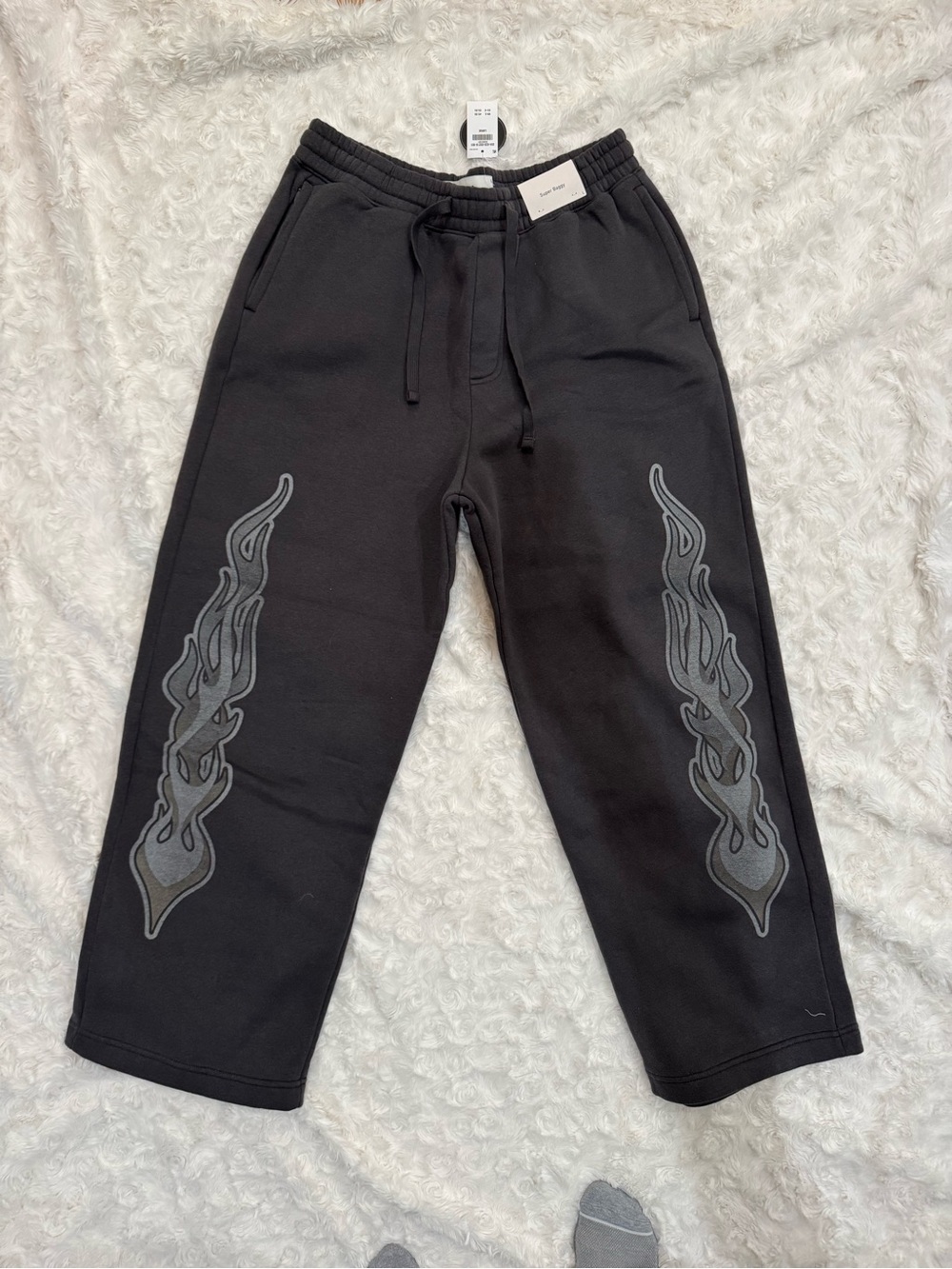 Hollister Super Baggy Sweatpants in Charcoal Gray